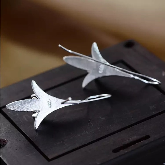 Oriental Hanging Japanese Unique Flower Earrings - Picture 4 of 6